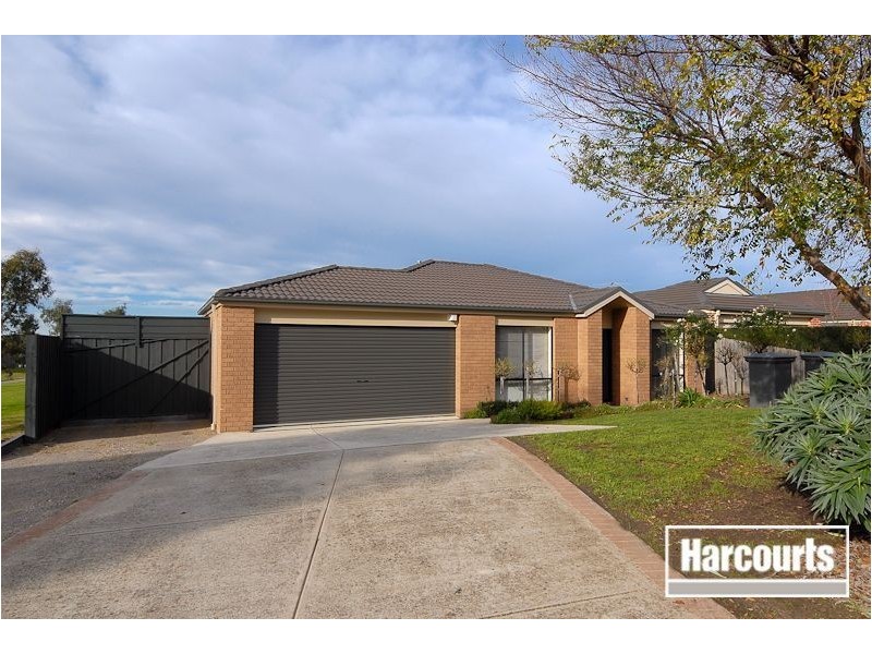 25 Dorchester Dve, Narre Warren South VIC 3805