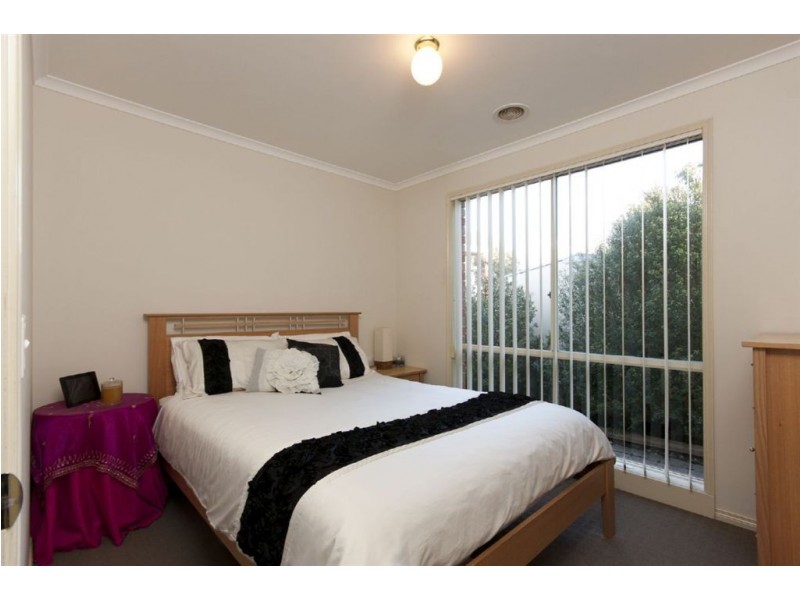 4 Beech Place, Hallam VIC 3803