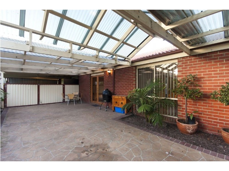 4 Beech Place, Hallam VIC 3803