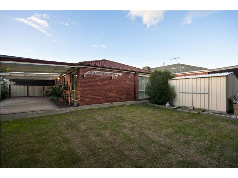 4 Beech Place, Hallam VIC 3803