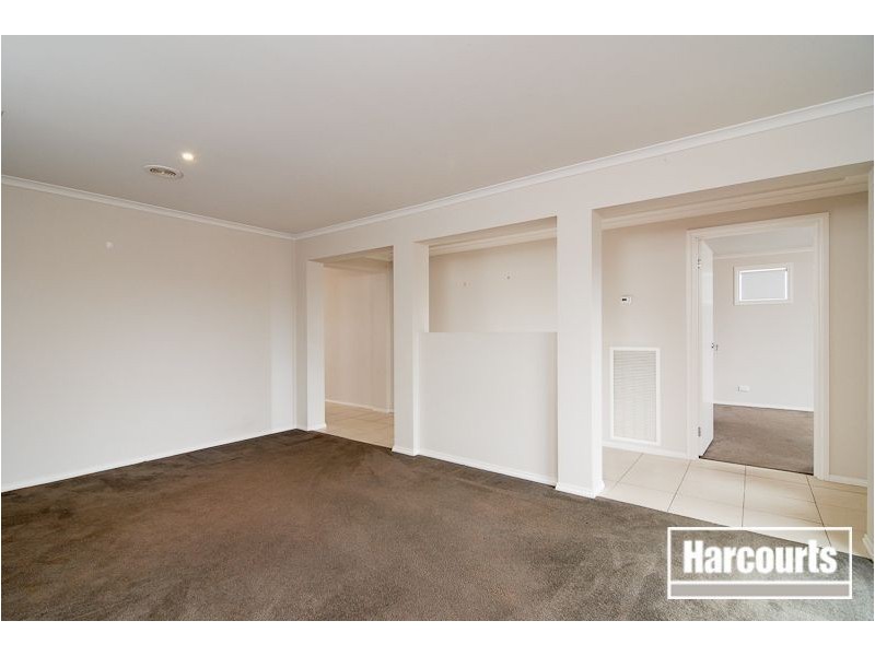 13 Ellesse Way, Berwick VIC 3806