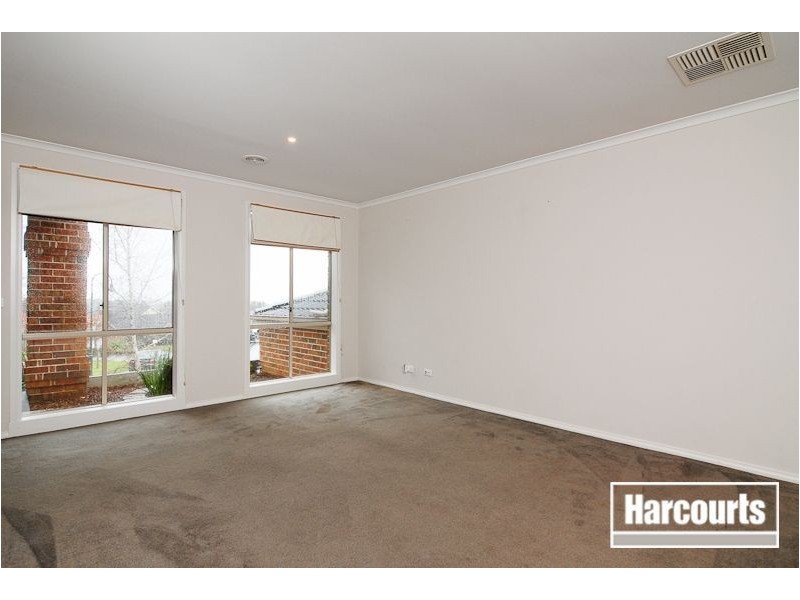 13 Ellesse Way, Berwick VIC 3806