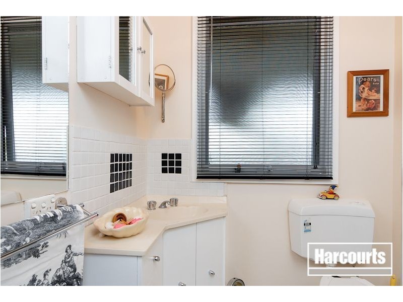 12 Trentwood Road, Narre Warren VIC 3805