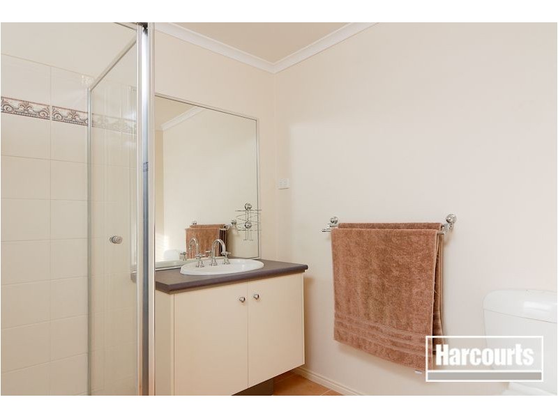116 Robinswood Parade, Narre Warren South VIC 3805
