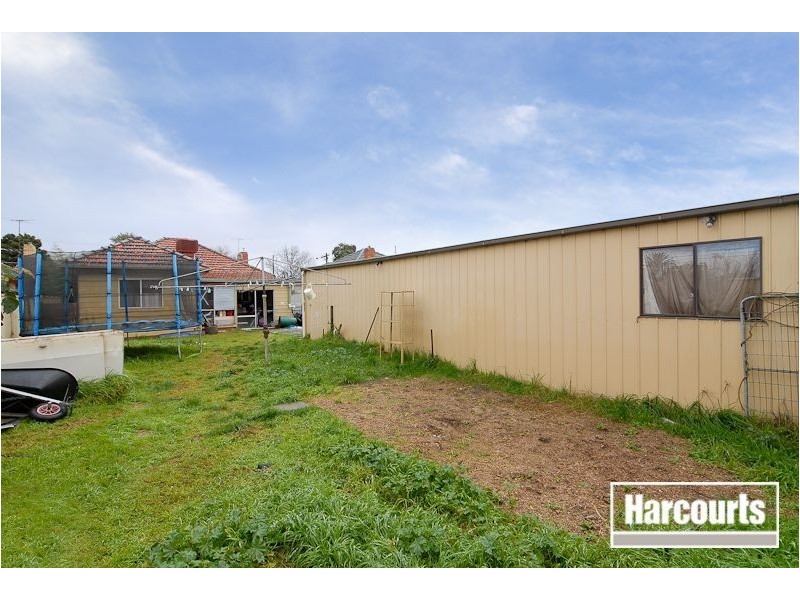 22 King George Parade, Dandenong VIC 3175