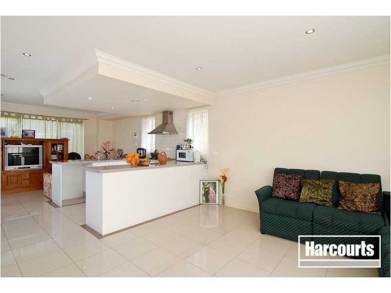 2/57 Hemmings St, Dandenong VIC 3175