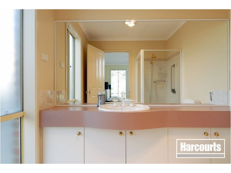 15 Tanami Court, Narre Warren South VIC 3805