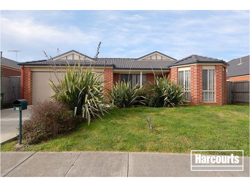 11 Robusta Ave, Cranbourne VIC 3977