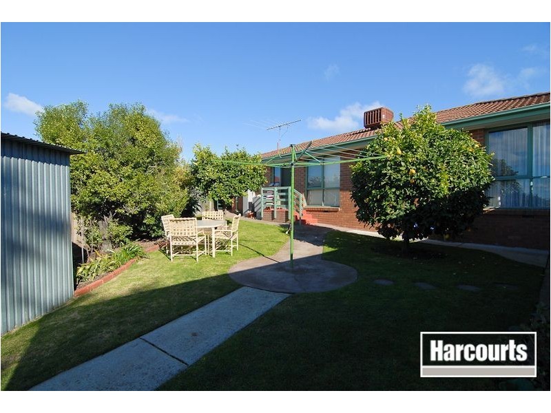 24 Weeden Crescent, Hallam VIC 3803