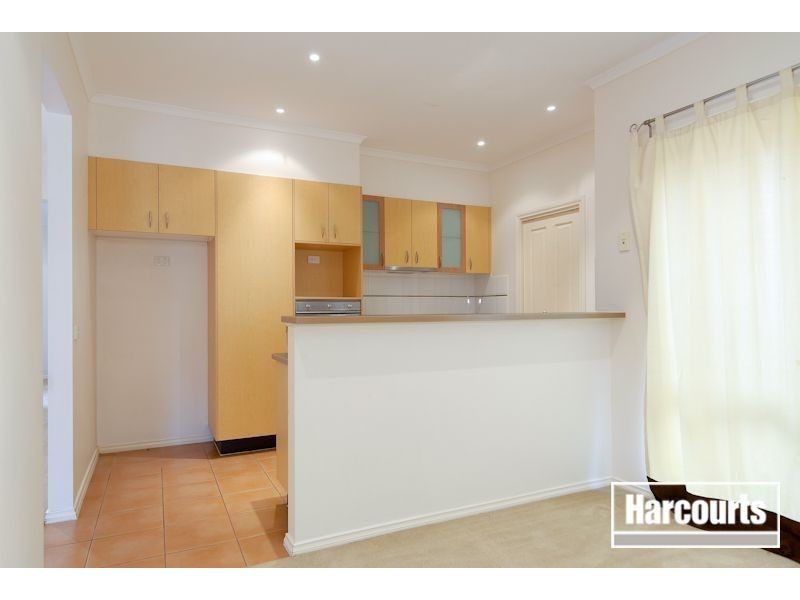 27 Amhurst Drive, Narre Warren South VIC 3805