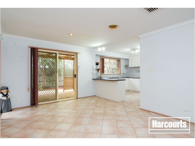 24 Cottswold Avenue, Narre Warren VIC 3805