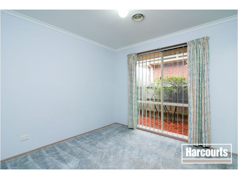 24 Cottswold Avenue, Narre Warren VIC 3805