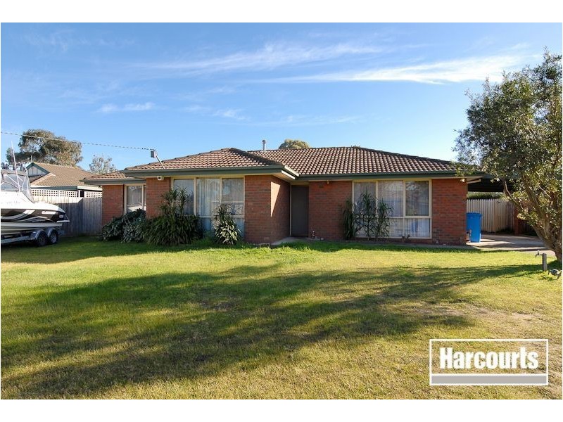 3 Barilla Court, Cranbourne VIC 3977