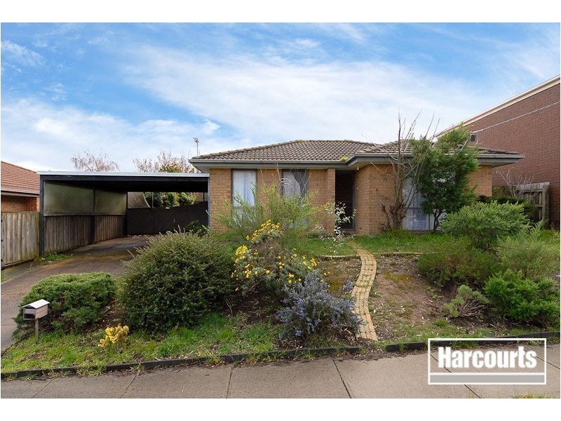 19 Meredith Crescent, Hampton Park VIC 3976