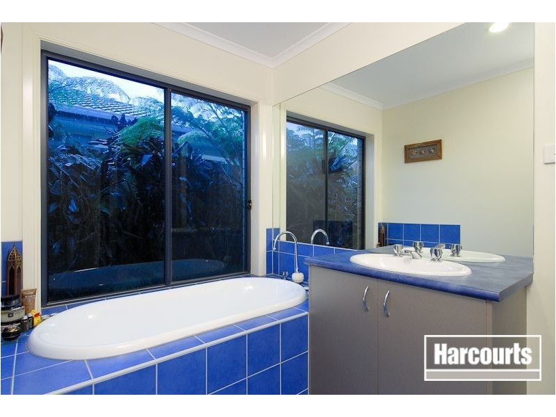 63 Seebeck Drive, Narre Warren South VIC 3805