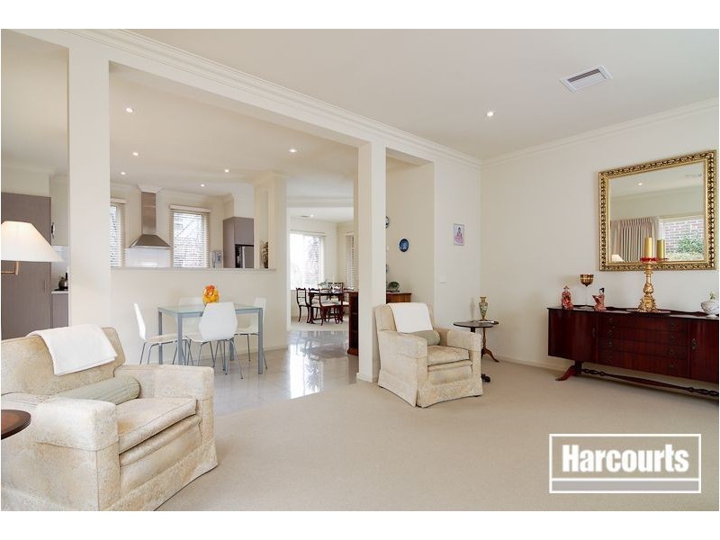 2 Tilbavale Close, Hallam VIC 3803