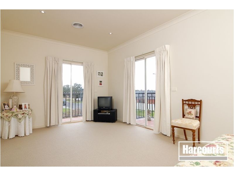 2 Tilbavale Close, Hallam VIC 3803