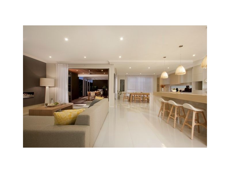 120 Percheron Way, Clyde North VIC 3978