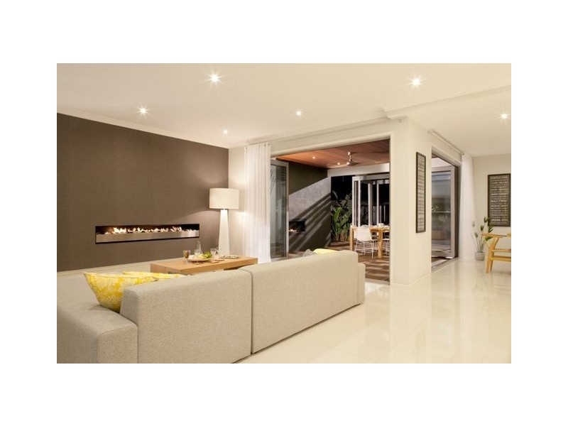 120 Percheron Way, Clyde North VIC 3978