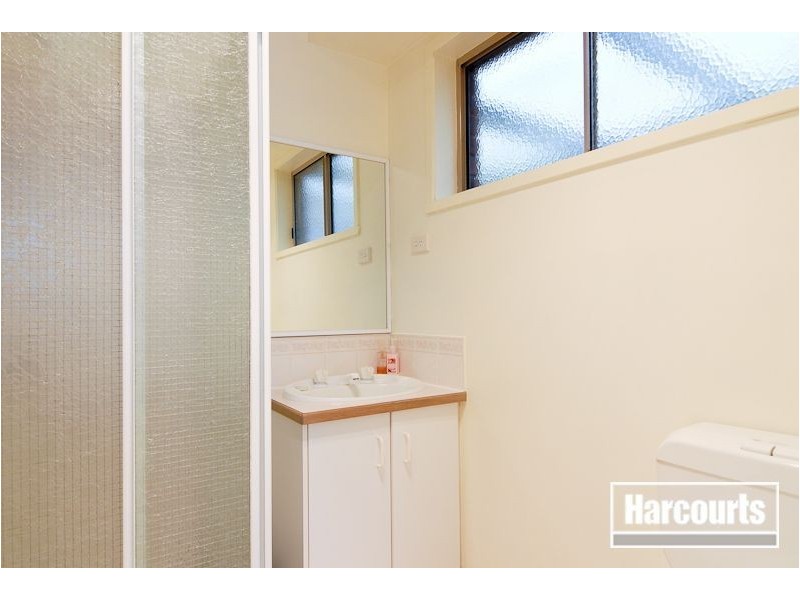 29 Cottswold Ave, Narre Warren VIC 3805