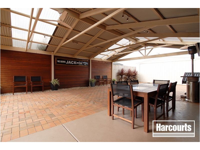 29 Cottswold Ave, Narre Warren VIC 3805