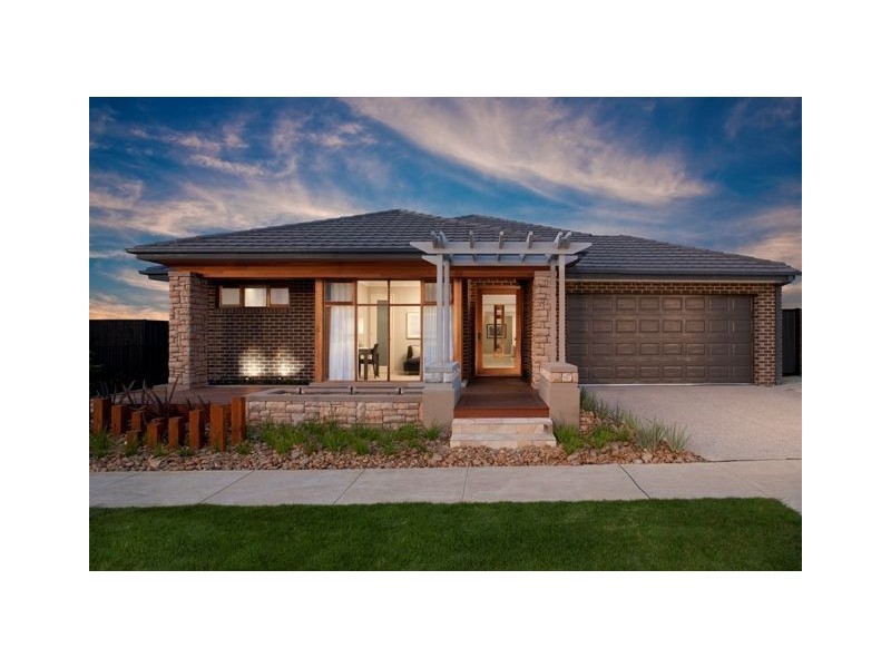 117 Percheron Way, Clyde North VIC 3978