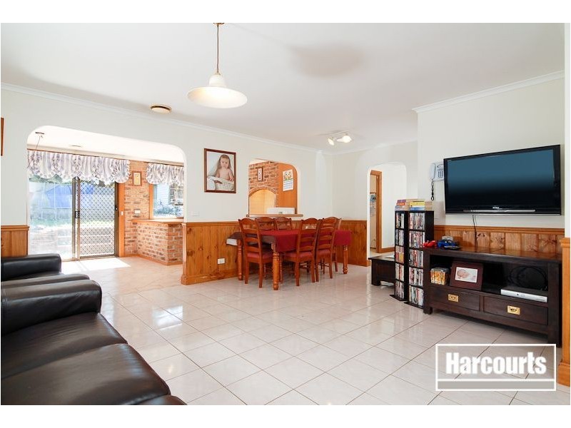 12 George Chudleigh Drive, Hallam VIC 3803