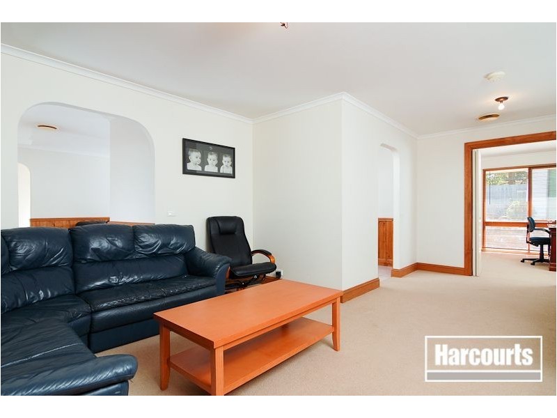 12 George Chudleigh Drive, Hallam VIC 3803