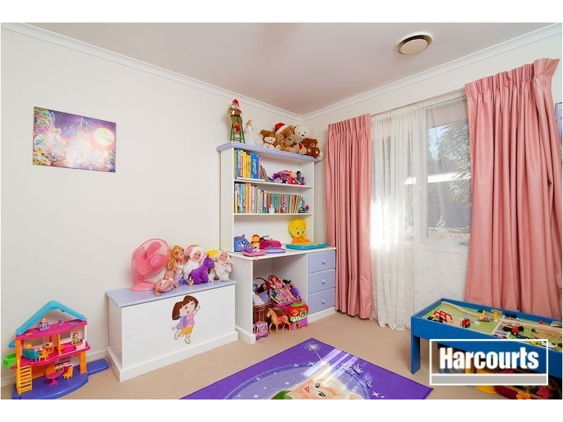12 George Chudleigh Drive, Hallam VIC 3803