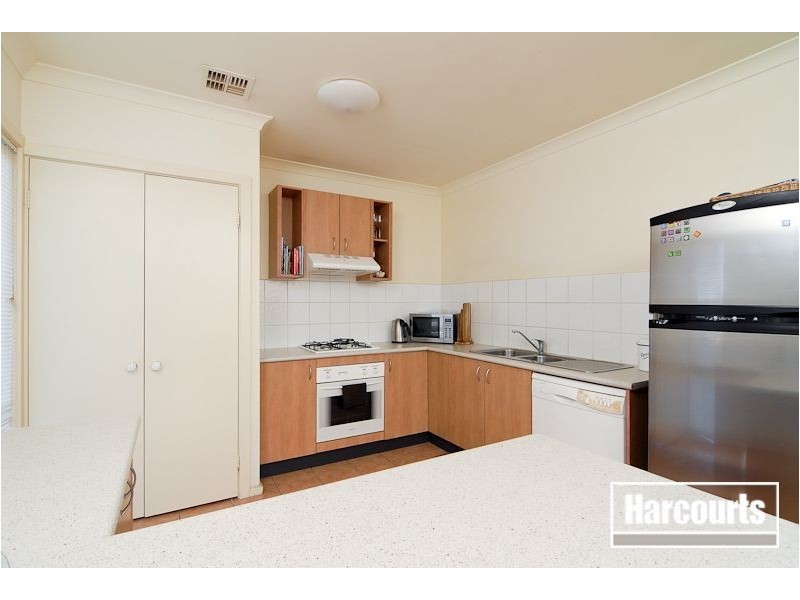 3/52 Shinners Ave, Berwick VIC 3806