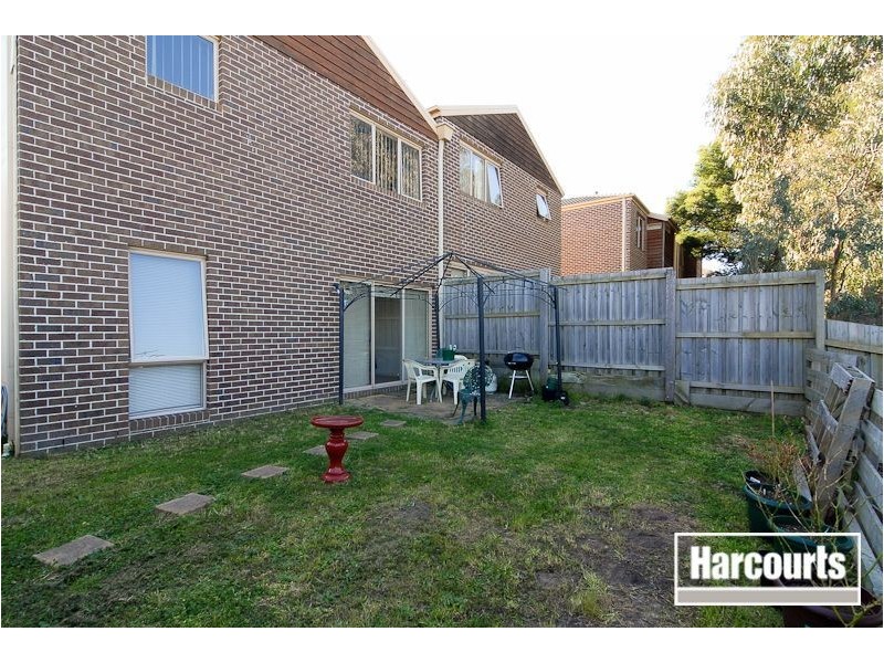 3/52 Shinners Ave, Berwick VIC 3806