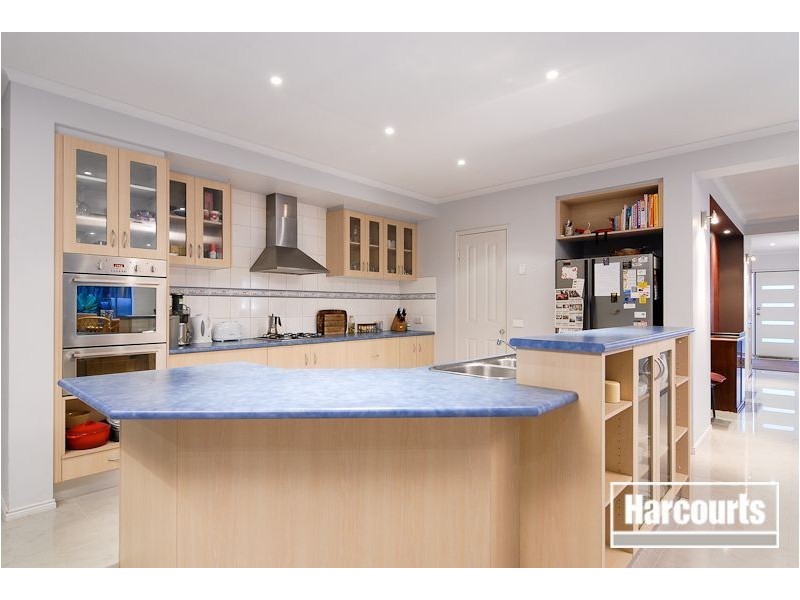 28 Olive Road, Lynbrook VIC 3975