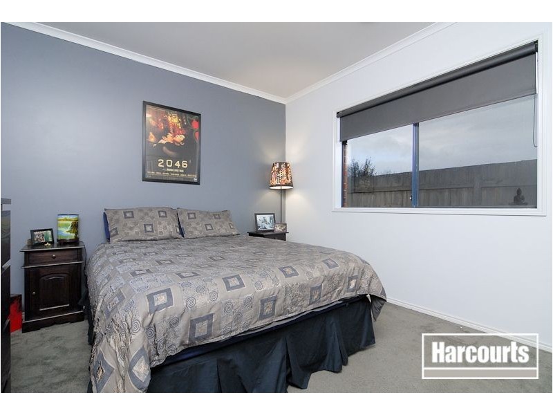 28 Olive Road, Lynbrook VIC 3975