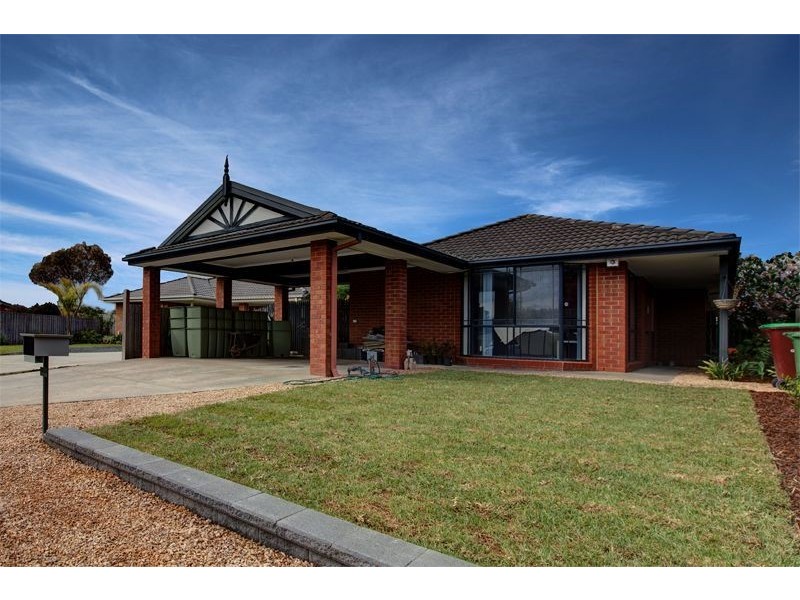 2 Boomerang Court, Narre Warren South VIC 3805