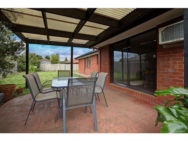 2 Boomerang Court, Narre Warren South VIC 3805