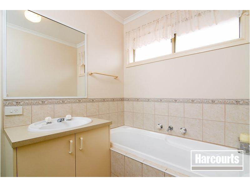 40 Emily Drive, Narre Warren VIC 3805