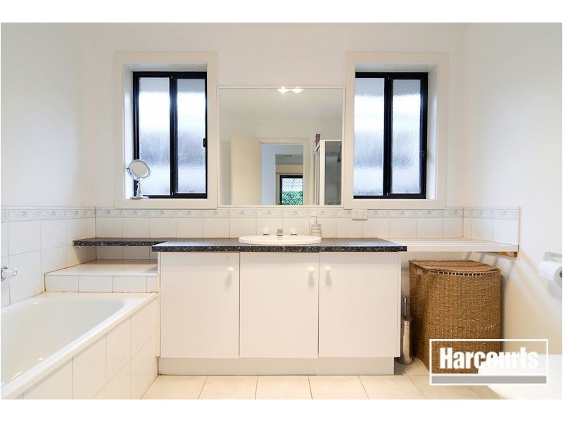 13 Applegum Court, Narre Warren VIC 3805