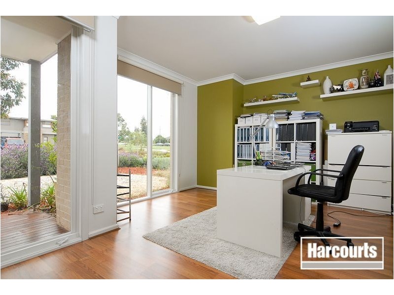 4 Sierra Boulevard, Cranbourne North VIC 3977