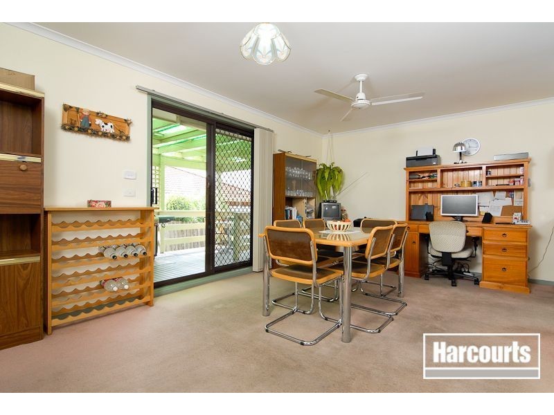 13 Tamarisk Rd, Narre Warren VIC 3805