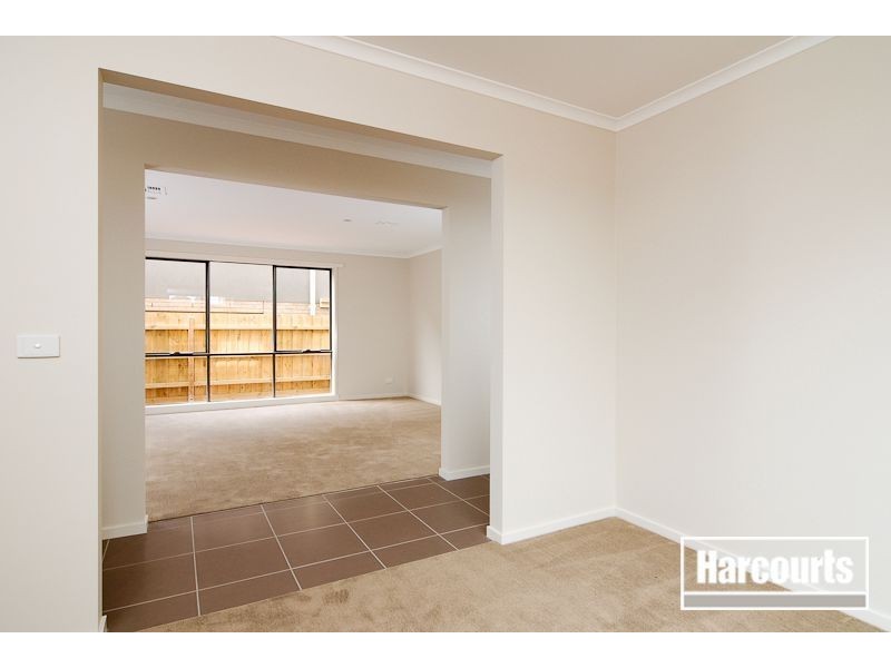 20 Bethune Drive, Hampton Park VIC 3976