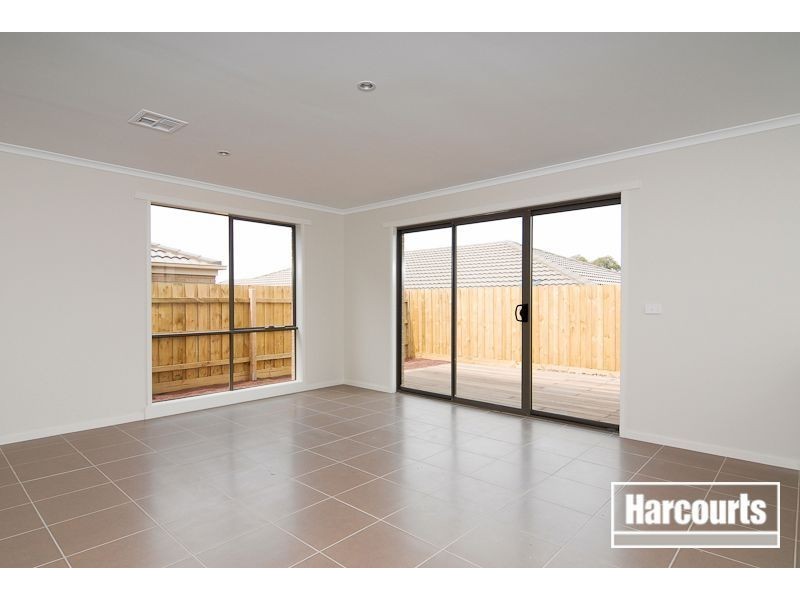 20 Bethune Drive, Hampton Park VIC 3976