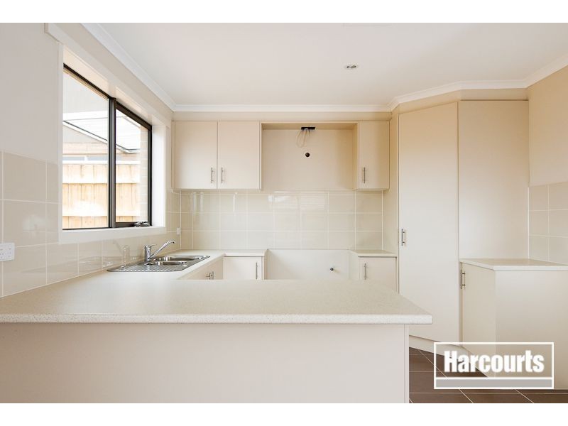 20 Bethune Drive, Hampton Park VIC 3976