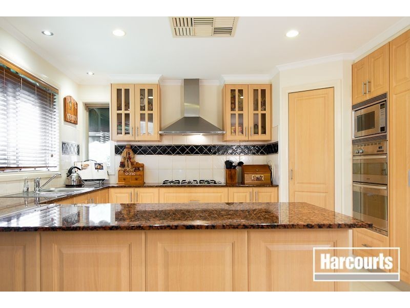 4 Kendall Drive, Narre Warren VIC 3805