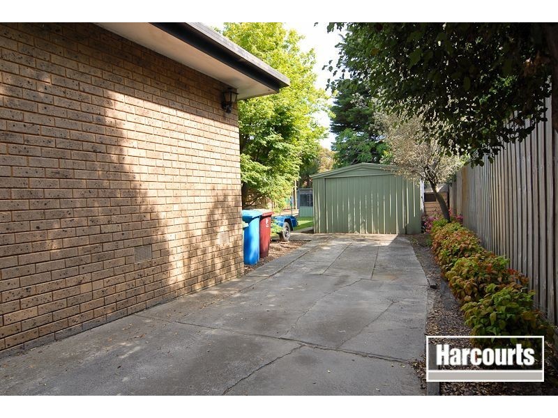 6 The Grange, Hampton Park VIC 3976