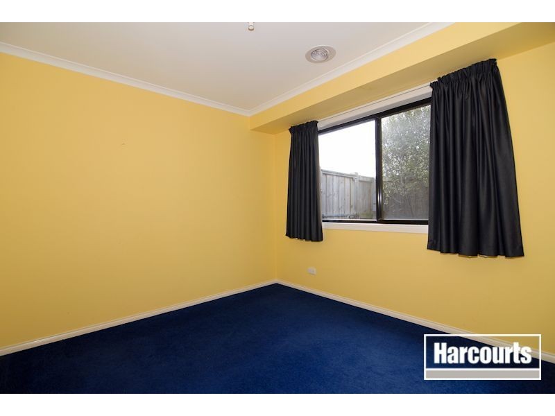 18 Riverglen Road, Berwick VIC 3806