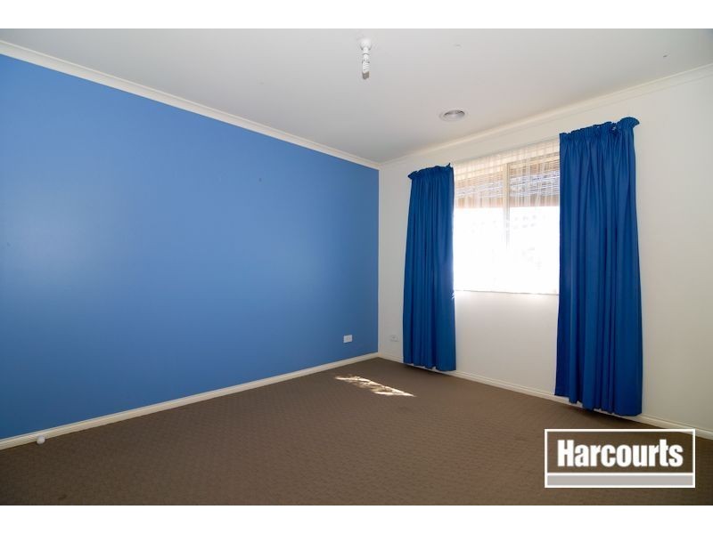 70 Galloway Drive, Narre Warren South VIC 3805