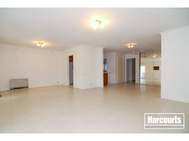 65 Sheoak Street, Doveton VIC 3177