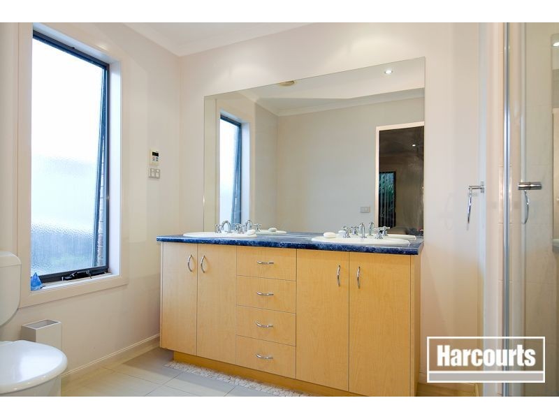 62 Loxley Boulevard, Narre Warren South VIC 3805