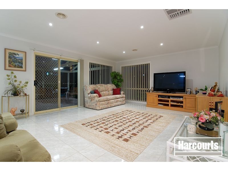 9 Plymtree Court, Narre Warren South VIC 3805