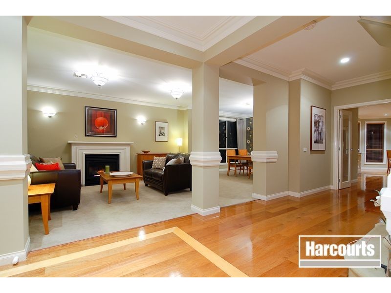 9 Toptani Drive, Narre Warren South VIC 3805